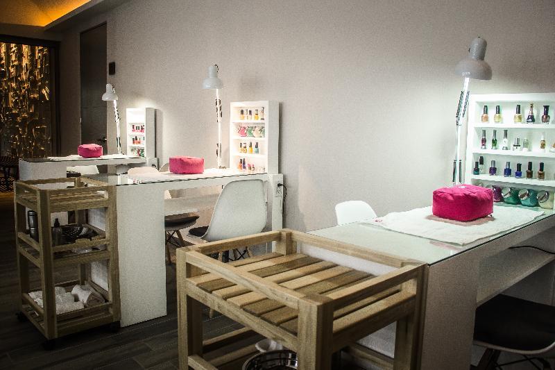 Nh Collection Leon Expo Hotel Екстериор снимка